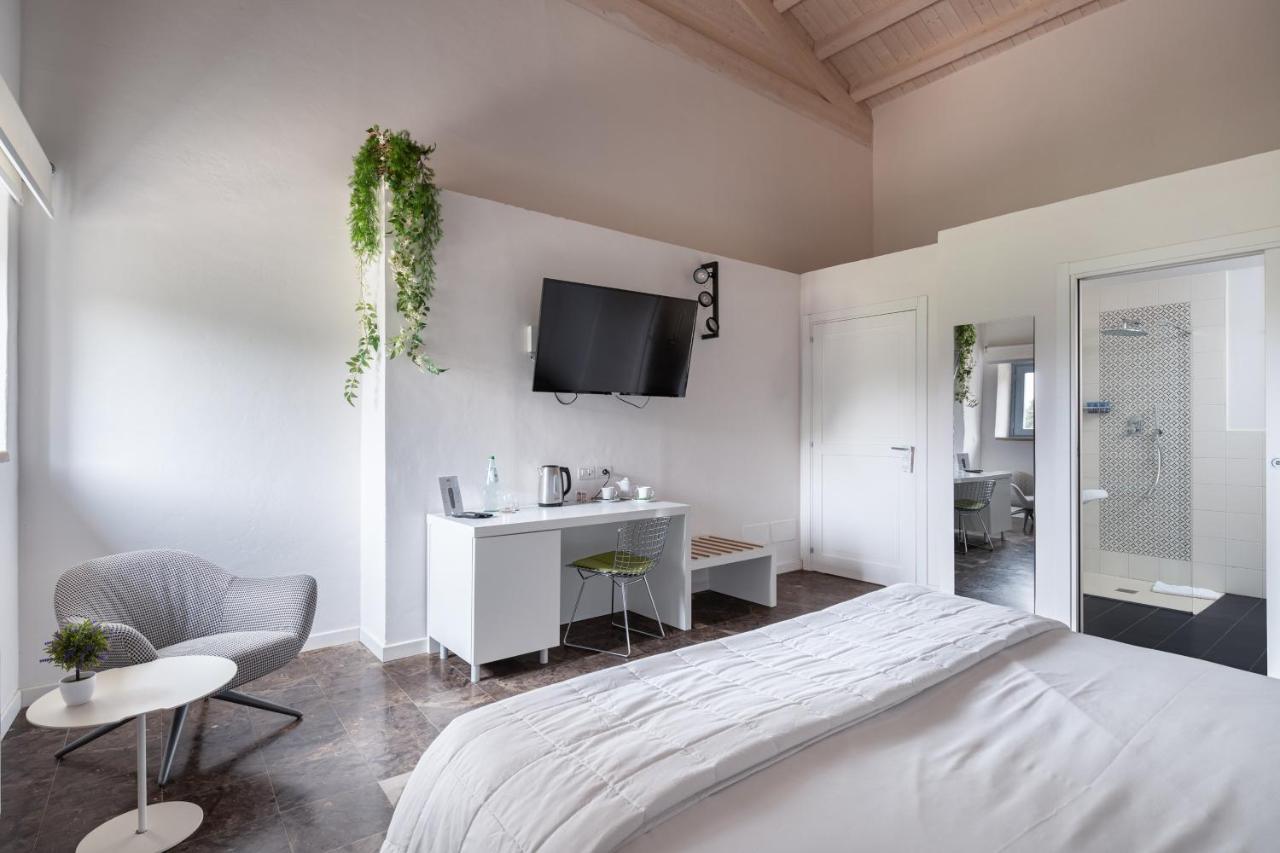 Borgo D'Orlando - Small Country Hotel Mirto  Εξωτερικό φωτογραφία